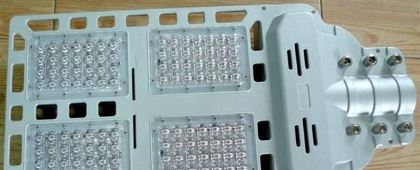 供应大功率led路灯外壳112W，内置电源盒