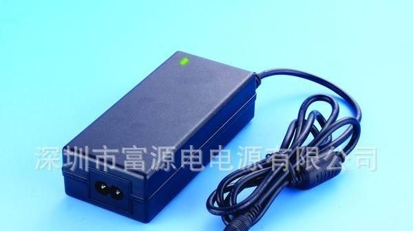 供应日本PSE认证LED灯条电源 12V10A电源适配器