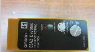 供应全新欧姆龙光电开关 E3A2-DS70M4，E3A2-DS70M4T