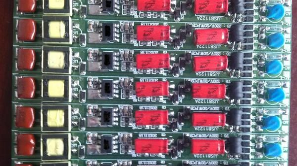 高效率 高PF值 T8电源 T8LED驱动电源