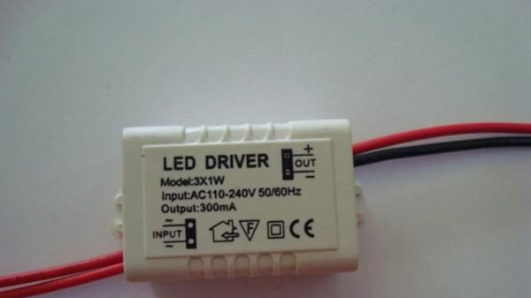 厂价直销高品质 大功率LED1-3W驱动电源