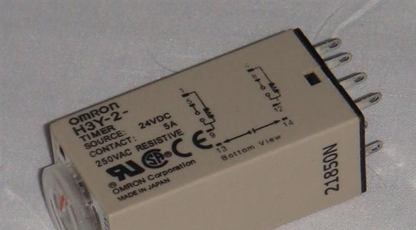 时间继电器欧姆龙H3Y DC12V DC24V AC220V 假一赔十