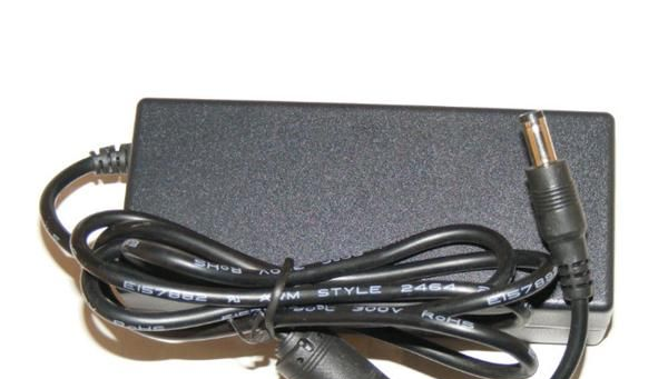 【质优价廉】12V8A LED灯条驱动开关电源适配器 质保一年