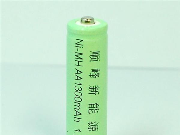 Ni-MH AA 1300mAh 1.2V  5号镍氢电池 充电电池 果绿色