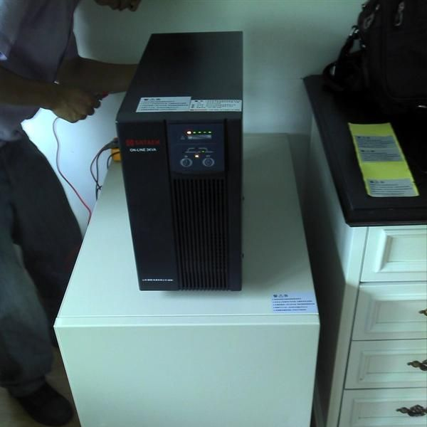 cstkc2ks2kva1.4KW在线式稳压电源长效机【货到付款】