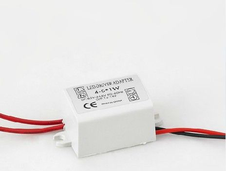 LED驱动5W电源 LED恒流外置胶壳天花灯驱动电源4-5*1W驱动