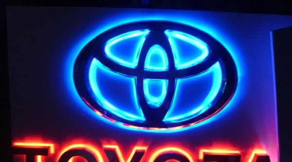 500元特卖LED发光字，四灯冲孔字,平面发光字