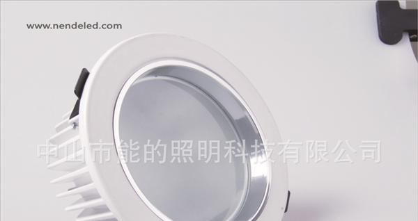 厂家直供款LED高质量高品质高功率车铝3*1W天花灯灯具及外壳
