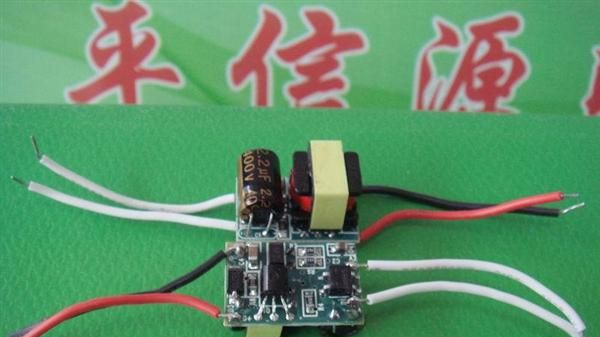 大功率灯杯、球泡灯LED内置恒流驱动电源E27-1X1W灯杯电源