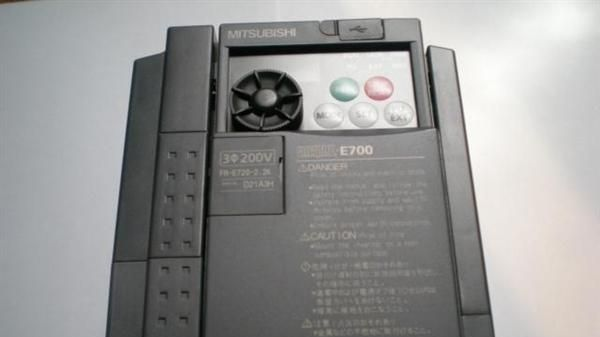 全新三菱变频器 FR-E740-7.5K-CH