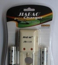 厂家直销 佳宝JB-118/圆插脚配2粒700MAH/NI-CD/ 电池充电器