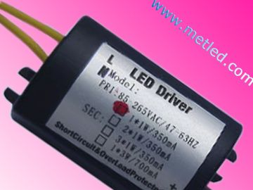 小体积带壳3X1W大功率LED灯电源