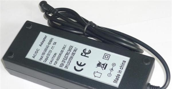 供应12V 10A 120W LED开关电源适配器（质保2年）