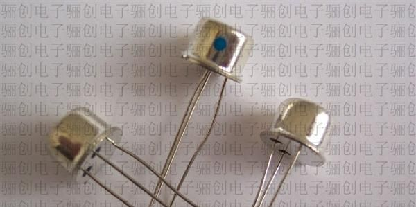 5MM草帽红灯发光二极管邢音