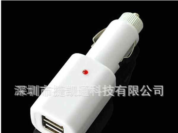 双口USB车充,手机充电器.IPHONE4,IPHONE5车充