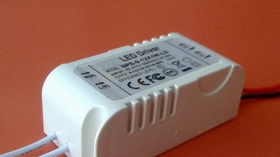 厂家直销15*1W外置电源 LED驱动电源 LED恒流电源