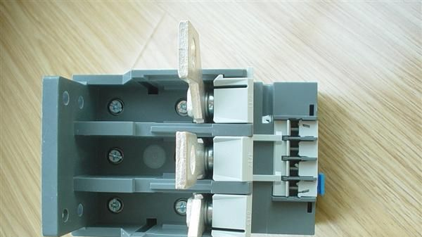 ABB  热过载继电器 TA25-TA75  ABB热过载继电器TA110-T900