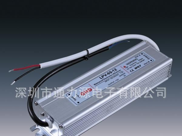 LED驱动电源 灯控电源 隧道电源IP67  12V. 24V 60W LE防水电源