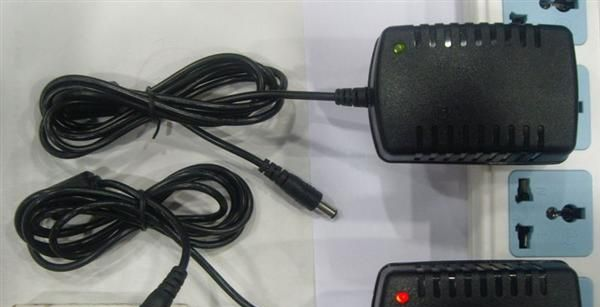 7.2V2A锂电充电器，7.4V2A锂电充电器，8.4V2A锂电充电器，转灯