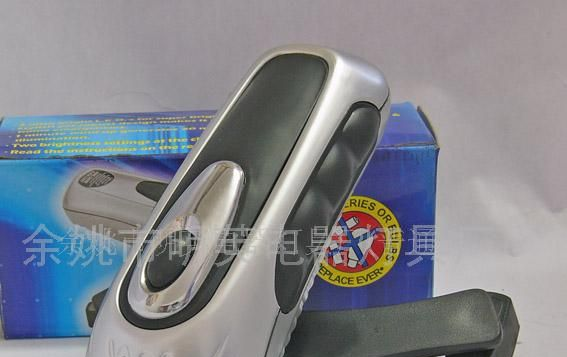 供应:手摇手电筒，手机充手电筒，LED手摇灯，无电源手电筒