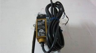 供应全新日本原装OMRON光电开关 E3S-X3CE4 现货