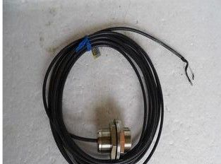 供应全新日本原装OMRON传感器 E2C-X5AH 现货