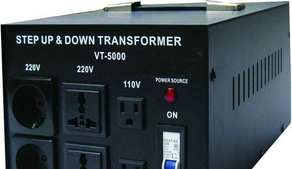 VT-5000 110V/220V互换电源变压器