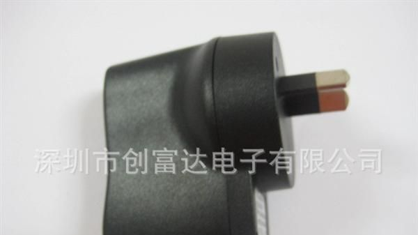 手电筒充电器供应【澳规】可带线【USB】手机充电器电池充电器