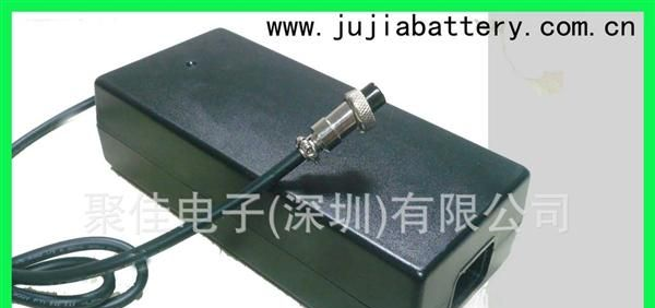 12.6V2A 锂电池充电器  磷酸铁锂电池充电器