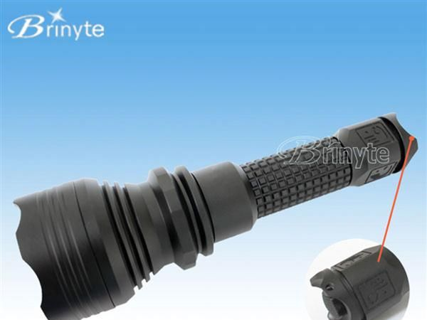 Brinyte S28 远程强光手电筒 进口CREE U2 户外手电