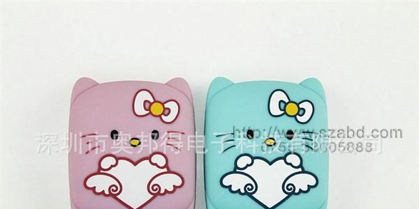 手机移动电池 iphone 外置电池 hello kitty 2800mah 移动电池