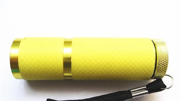 9LED铝合金手电筒 送礼小手电