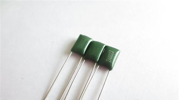 供应涤纶电容 682 J 100V 生产 品质可靠