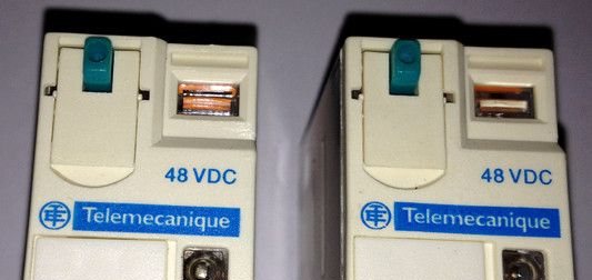 施耐德继电器RXM2AB1ED DC48V  全新原装