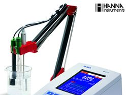 代理哈纳HI4221（HI4211）超大彩屏高精度酸度测定仪