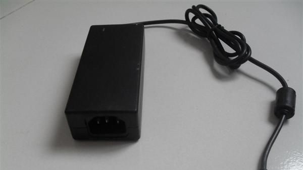 【厂家供应】12V5A LED开关电源适配器