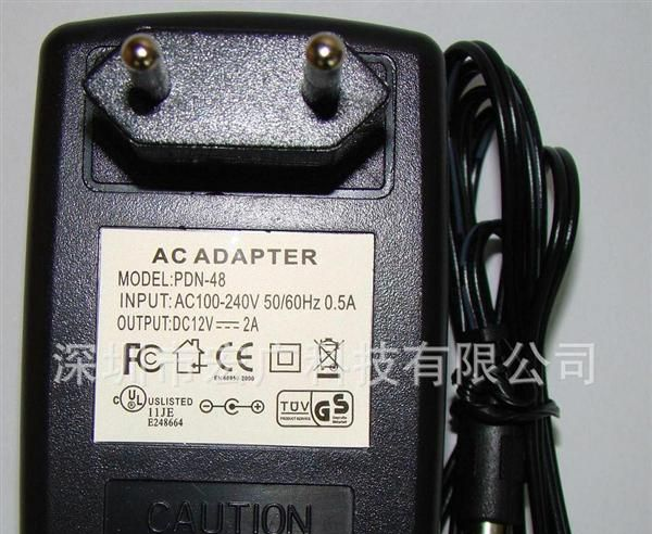 厂家批量销售led电源适配器12V2A插墙式（欧规）led开关电源