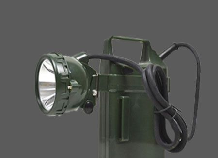 IW5120 便携式防爆工作灯