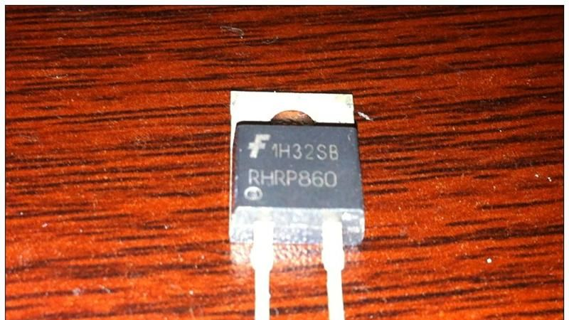 供应原装进口三极管RHRP860 诚信经营