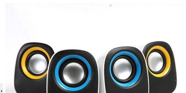 这不是可口可乐 它是多媒体插卡个性迷你音箱 内置电池