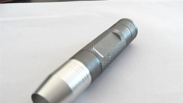 厂家直销CREE Q5大功率铝合金手电筒
