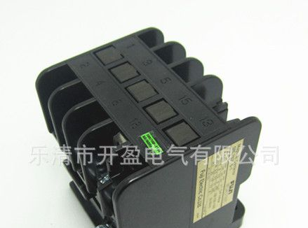 富士交流接触器 SRC3631-5-1/X       380/440VAC