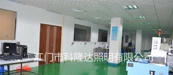 SMD贴片5630灯珠纯金线铜支架进口荧光粉生产 高亮度高显指高流明