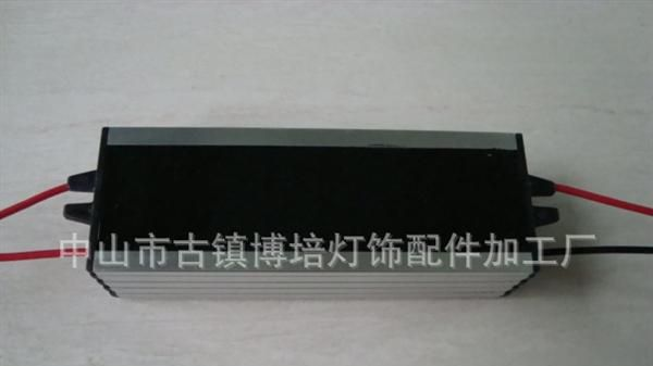 生产销售LED25-36W恒流防水驱动电源