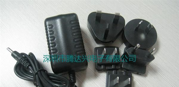 MID配4个转换脚电源适配器-英-美-欧-澳-充电器