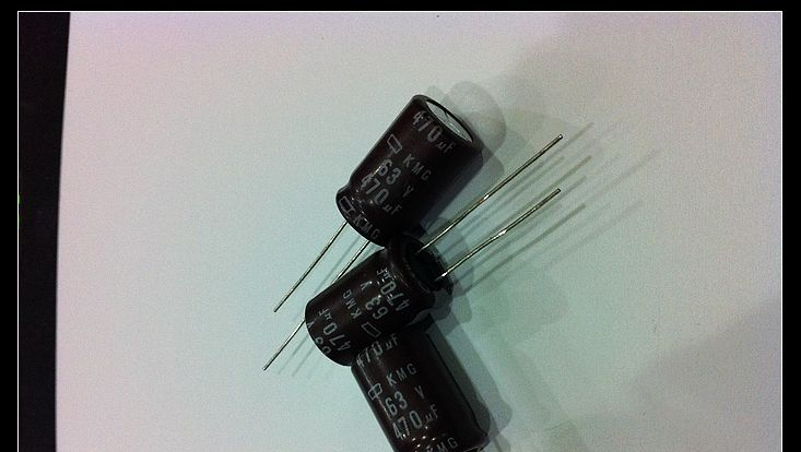 供应 EKMG630ELL471MK20S黑金刚铝电解电容63V 470UF