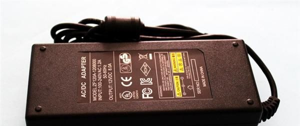 12V8.3A, 24V4A,100W, 三年质保，LED软硬灯条开关电源适配器