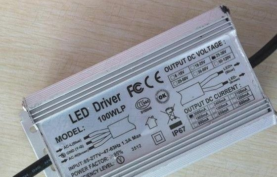 LED电源80/90/100W防水过CE认证高PF值
