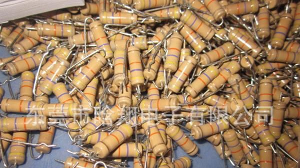 生产厂家直接供应铜脚CP高品质碳膜，金属氧化膜3W各种成型电阻