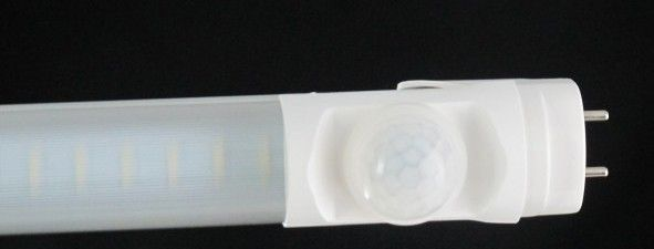 车库红外感应LED灯管